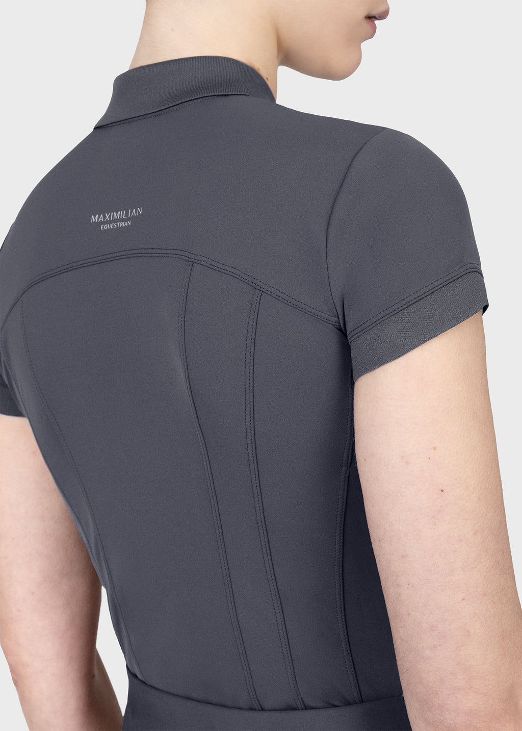 MAXIMILIAN EQUESTRIAN Arc Kurzarm Polo Shirt graphite