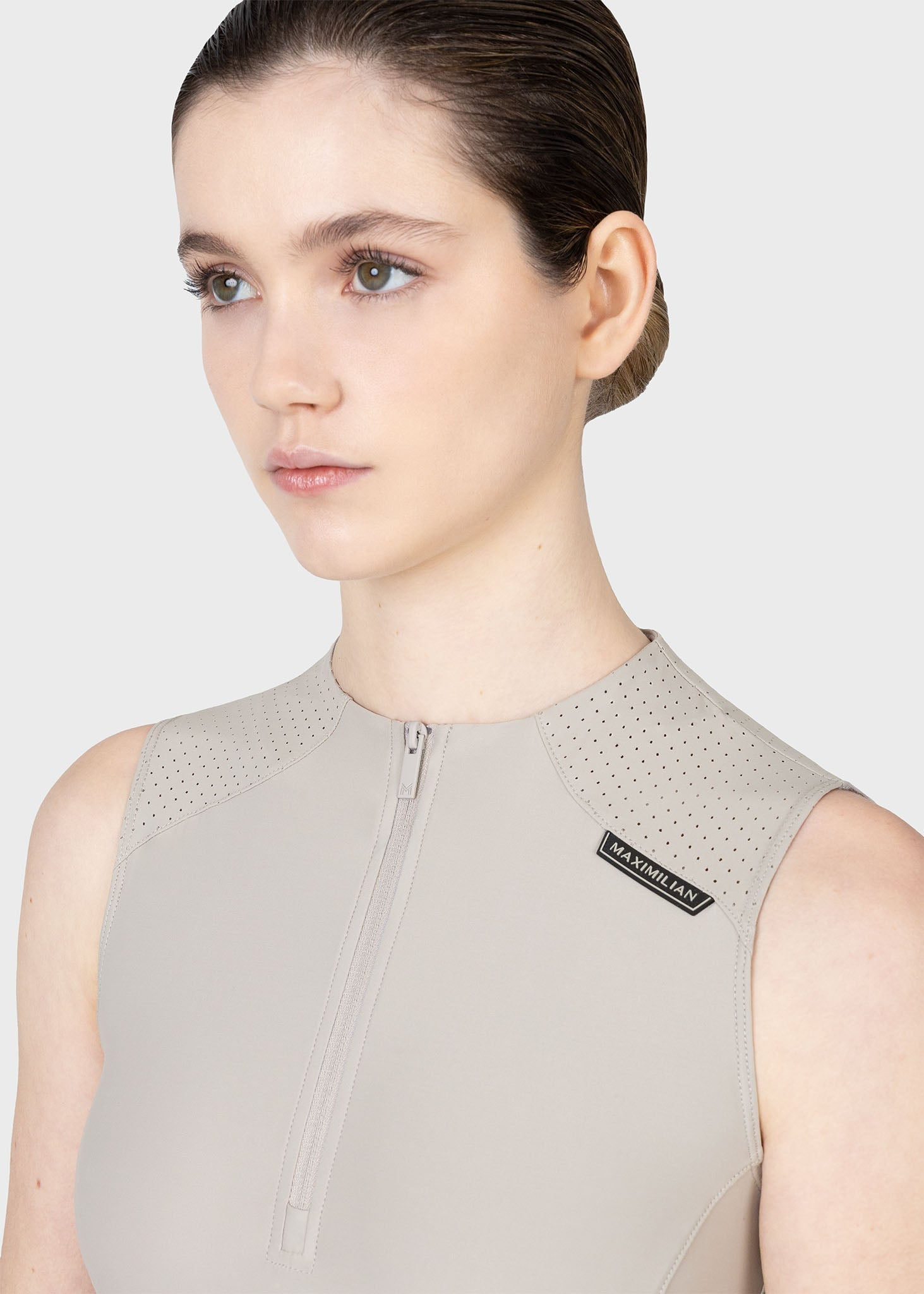 MAXIMILIAN EQUESTRIAN Frame Base Layer sleeveless laurel