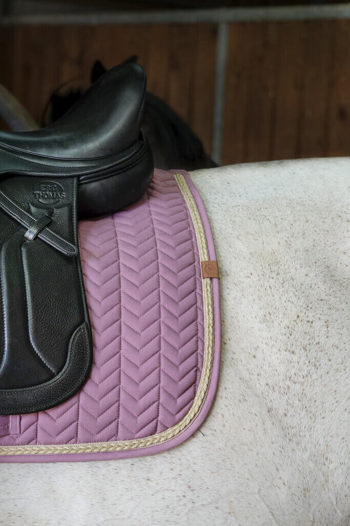 EQUITHÈME „SOFTY" SCHABRACKE lavendel