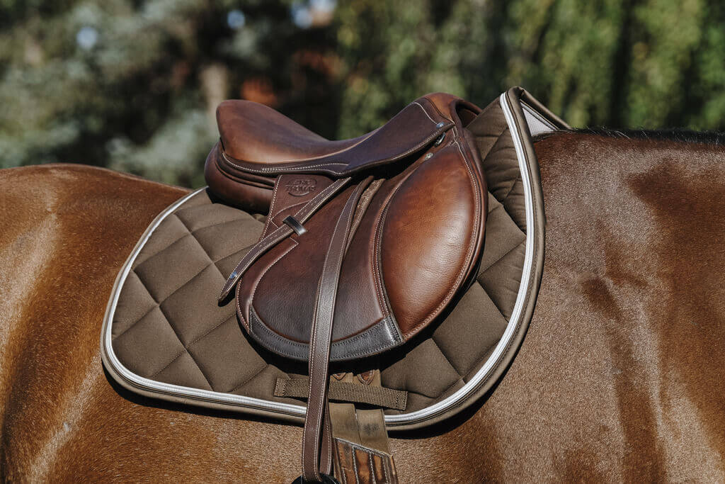 schabracke_equithem_classsic_greemilla_pferdesport