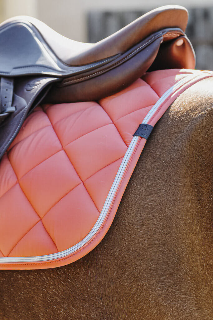 EQUITHÈME „CLASSIC" SCHABRACKE altrosa VS