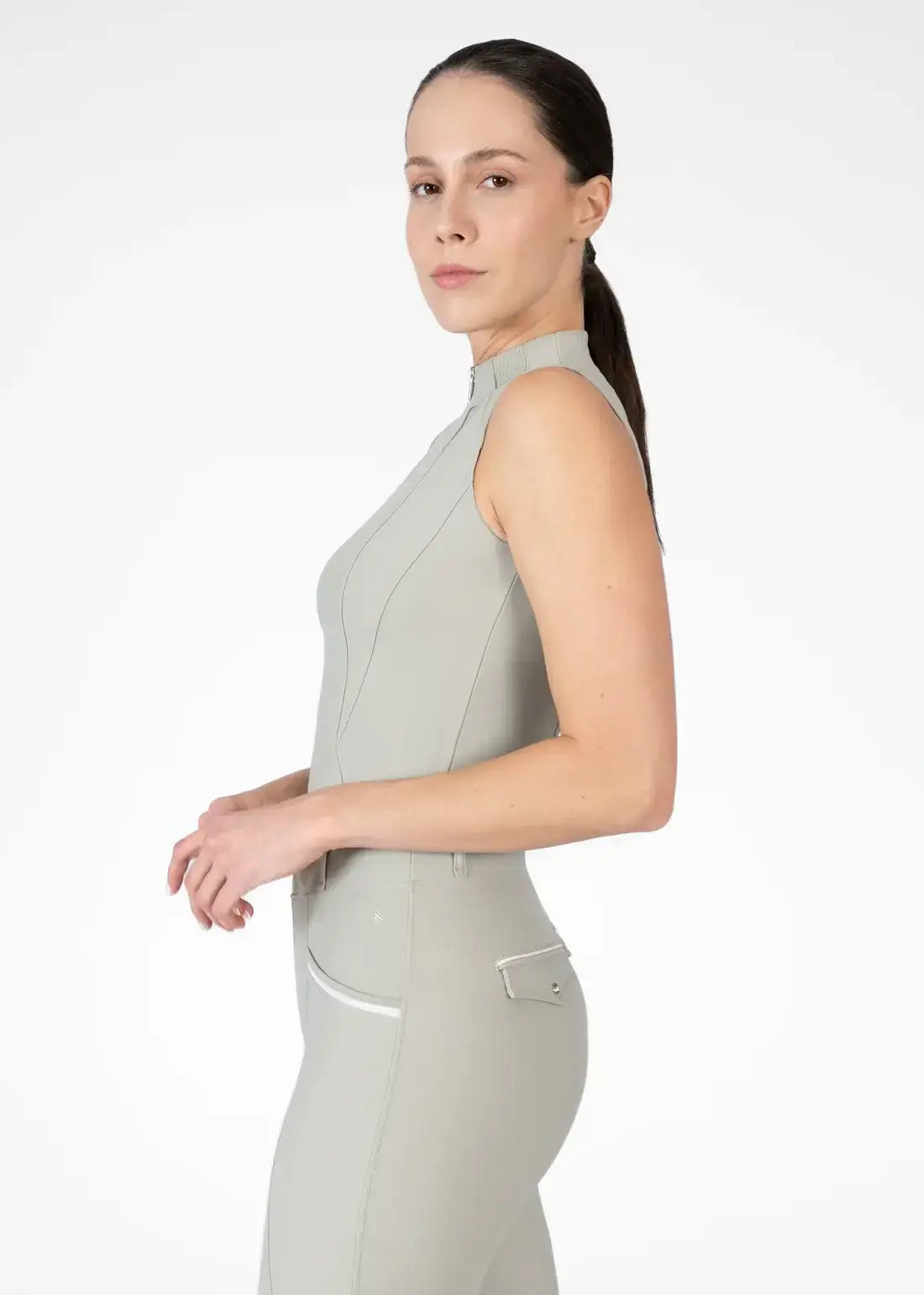 maximilian_frame_ärmellos_grenadine_greemillaa_pferdesport_