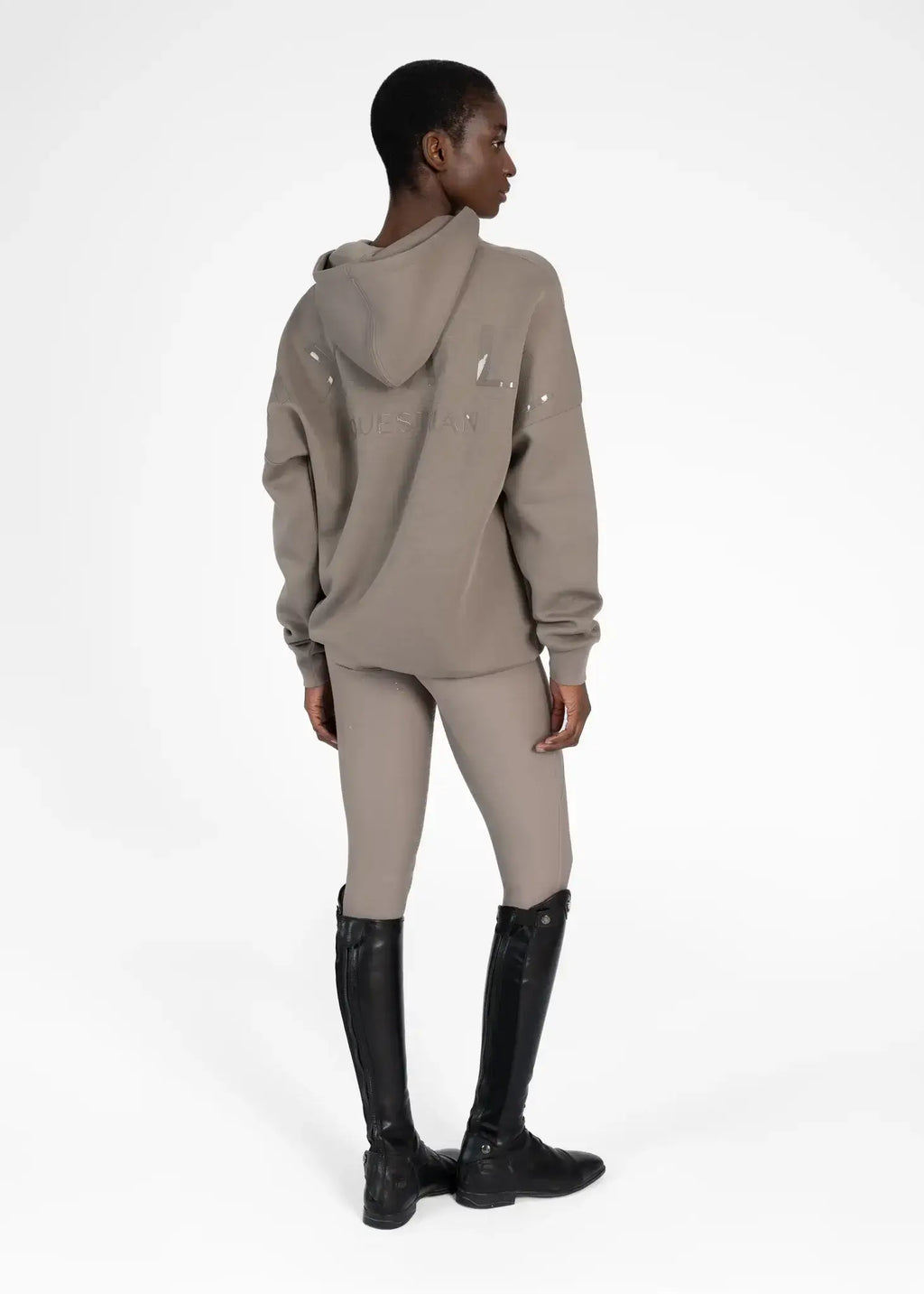 hoodie_oversizced_kaputzenpullover_maximilian_greemillaa_pferdesport