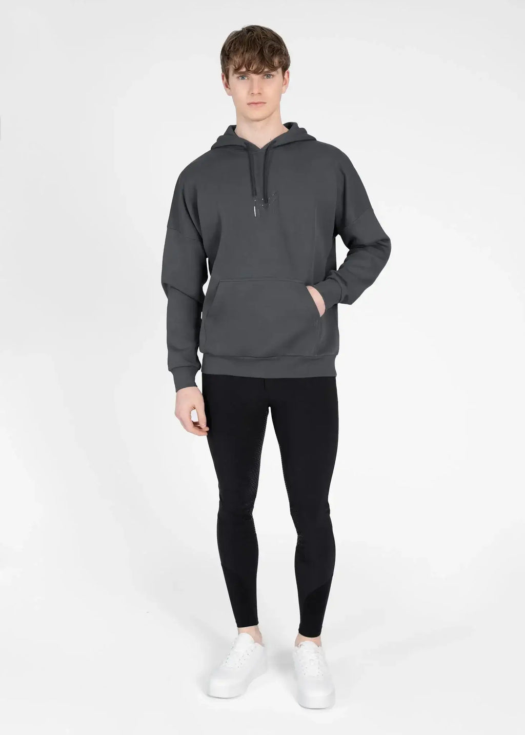 icon_hoodie_oversizced_kaputzenpullover_hoodie_maximilian_greemillaa_pferdesport