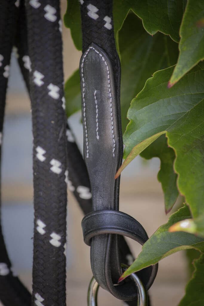 Penelope Strick aus Seil und Leder schwarz