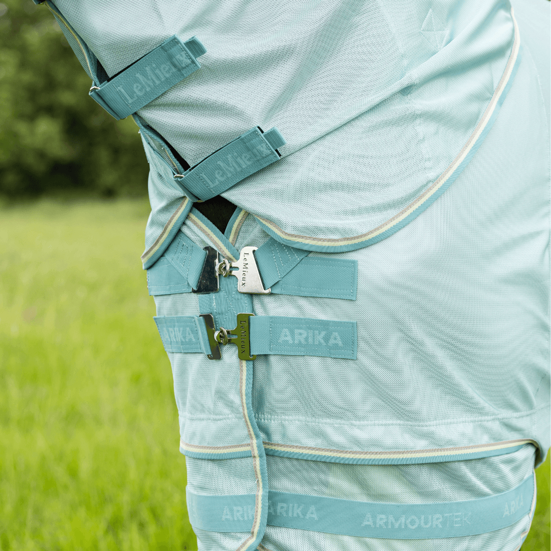 LeMieux_Arika_Armour-Tek_Fliegendecke_aqua_greemillaa