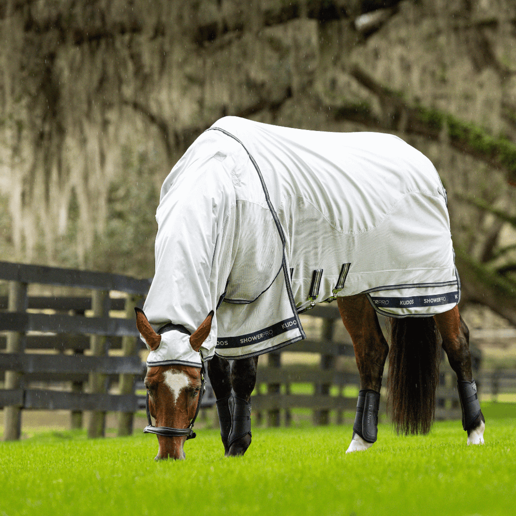 Kudos_Shower-Pro_wasserdichte_Fliegendecke_greemillaa