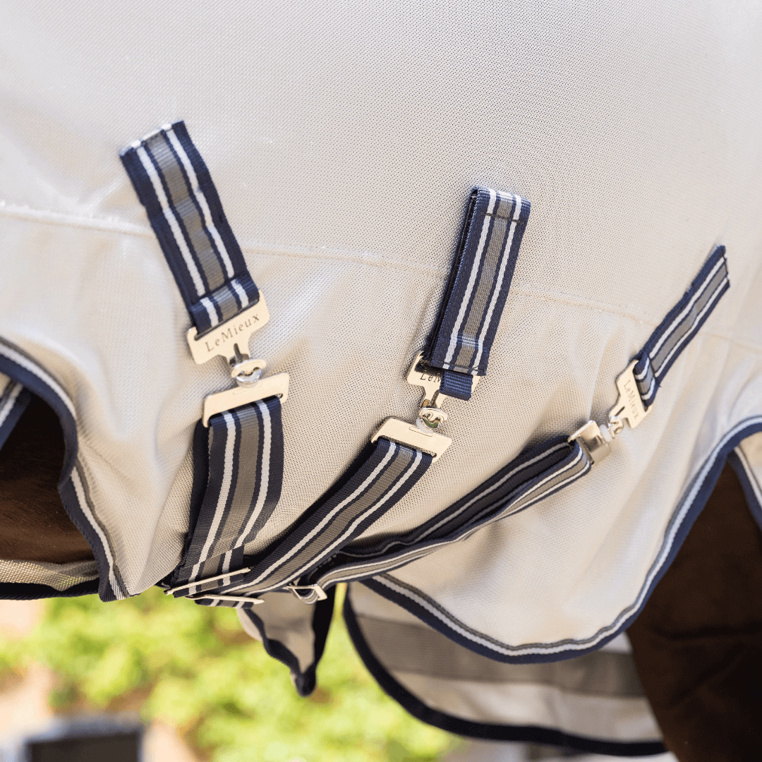 LeMieux_Arika_Armour-Tek_Fliegendecke_greemillaa