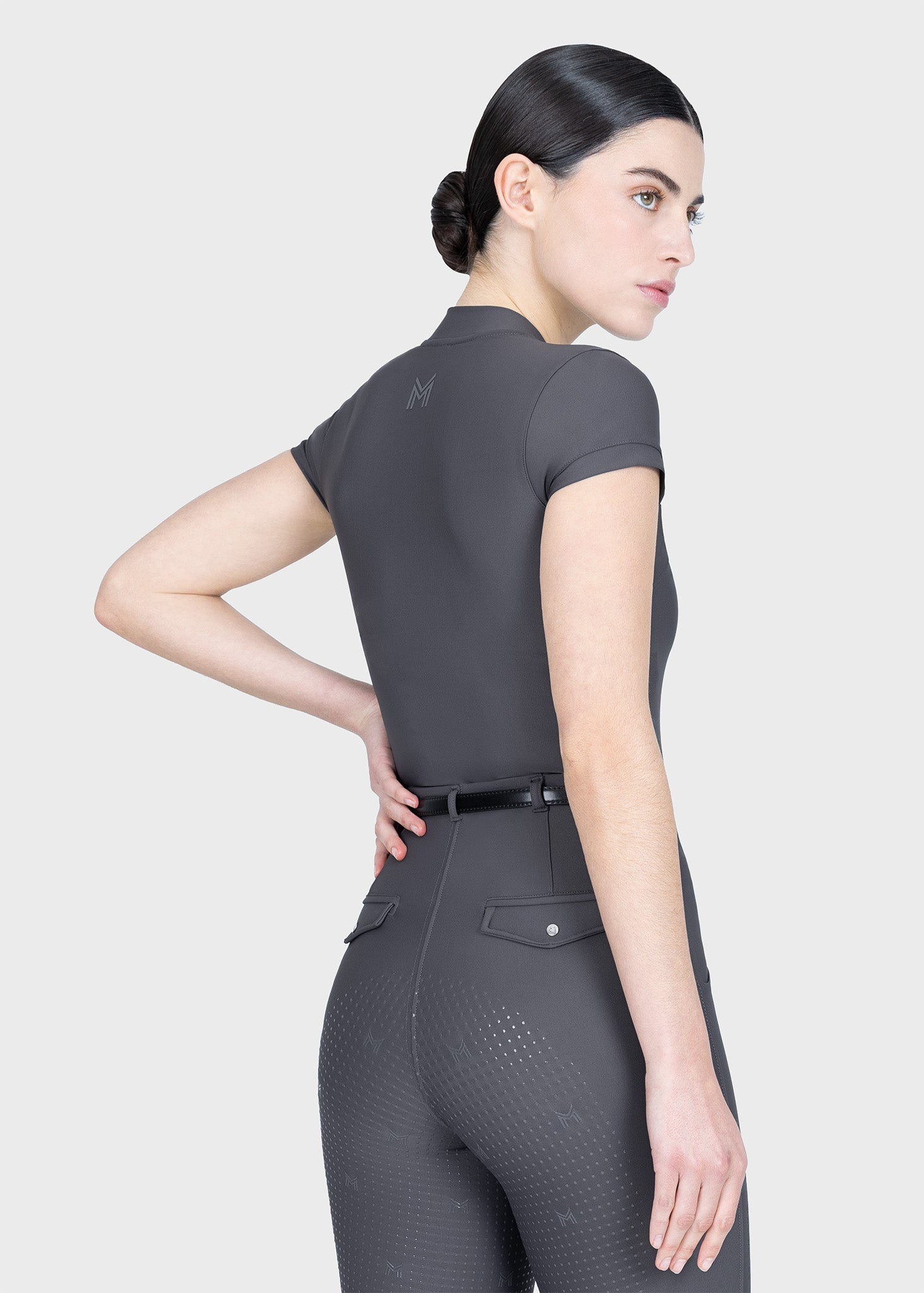 MAXIMILIAN EQUESTRIAN Velya Kurzarm Polo Shirt graphite