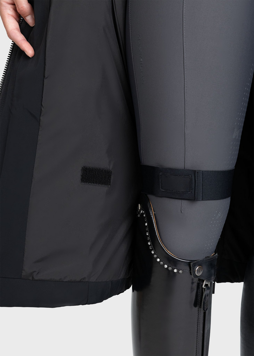 MAXIMILIAN EQUESTRIAN Grand Puffer Jacke schwarz